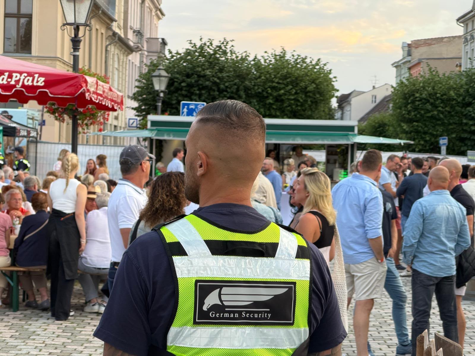 German Security Sicherheitsdienst im Einsatz